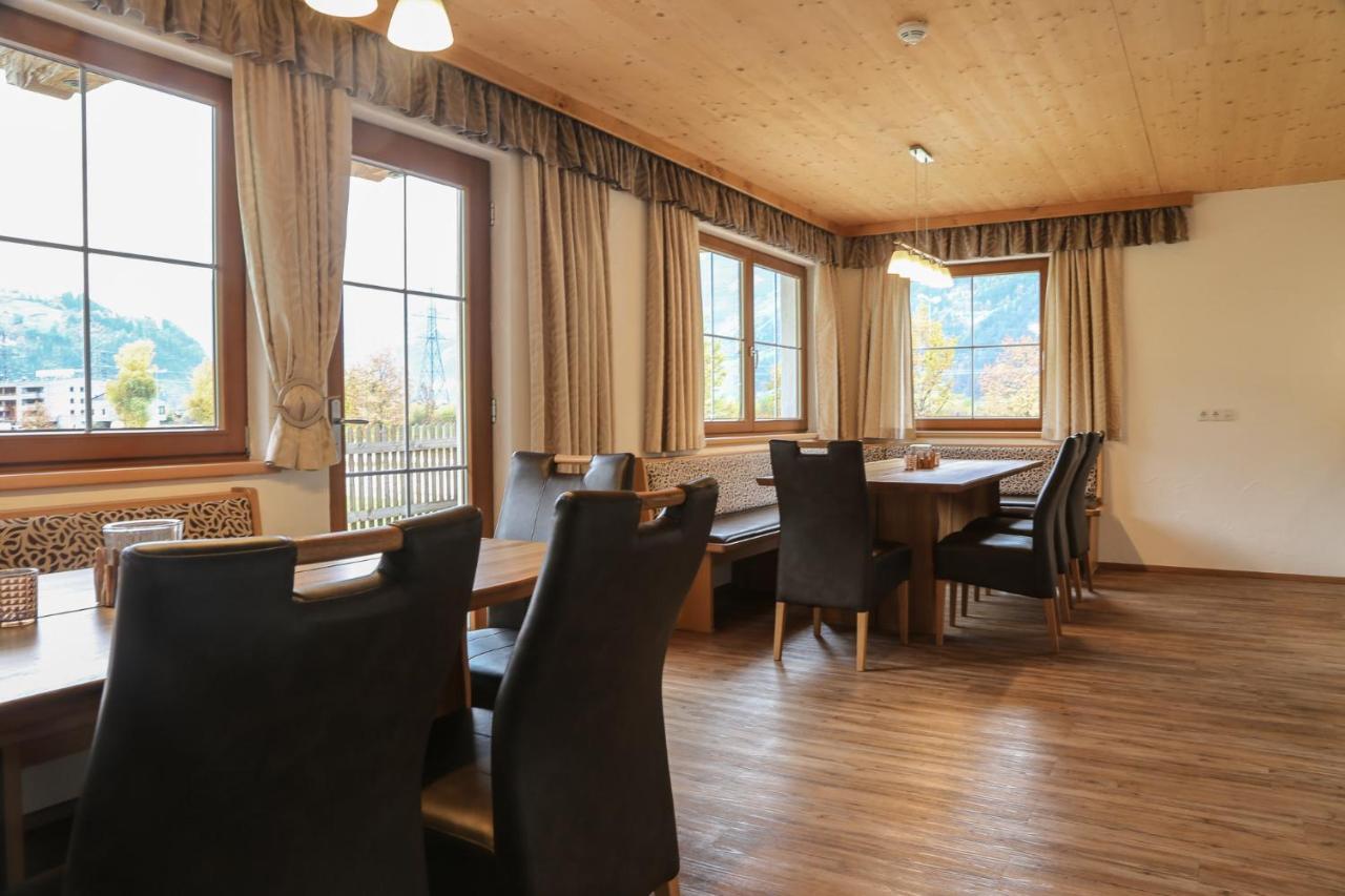 Chalets Hotter - Ferienhaus Mit E-Ladestation Zell am Ziller Esterno foto