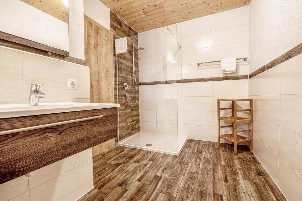 Chalets Hotter - Ferienhaus Mit E-Ladestation Zell am Ziller Esterno foto
